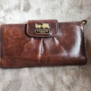 COACH LEATHER WALLET